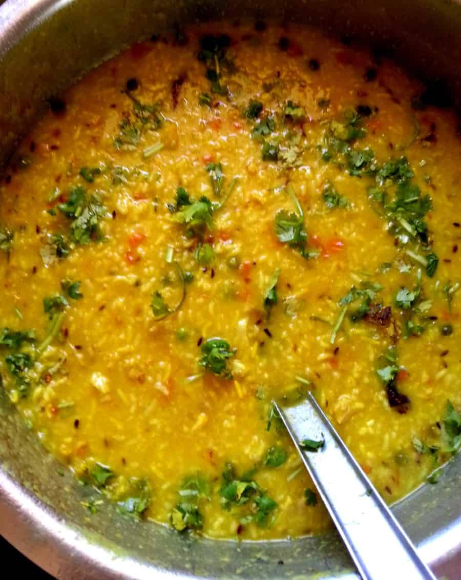 Mili Juli Dal Chawal ki Khichdi - Mixed Lentil and Veggie Rice