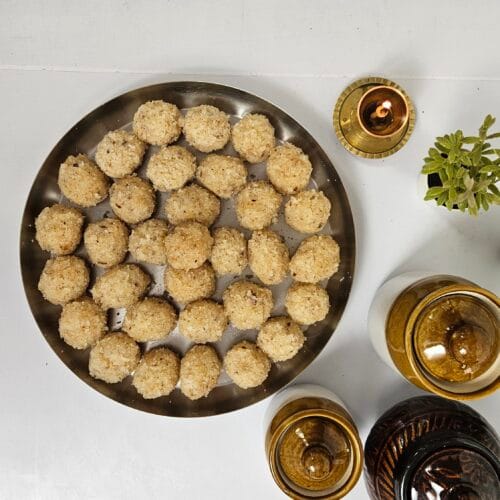 3 ingredient coconut ladoo